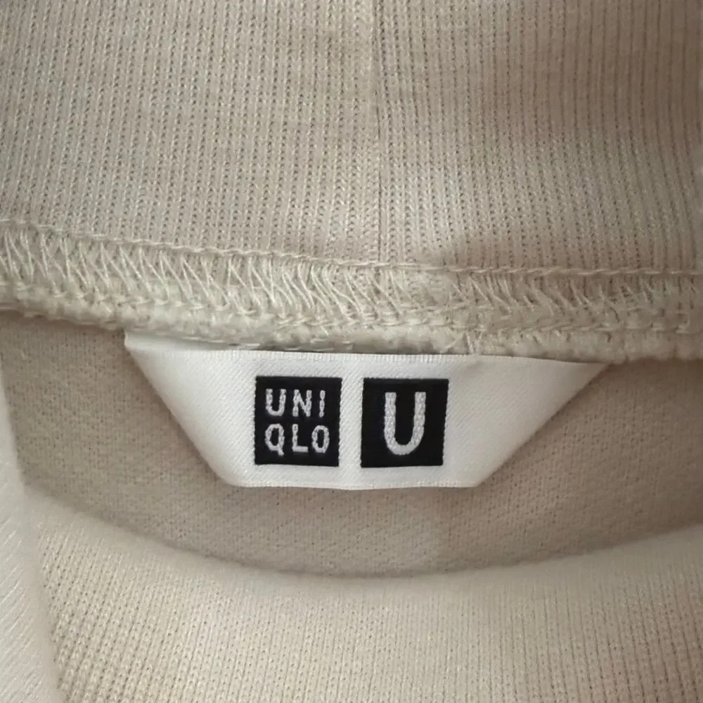 Uniqlo turtleneck top size small cream